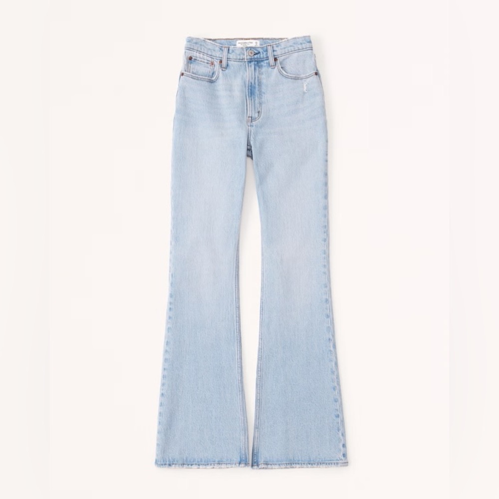 Abercrombie and Fitch High Rise Flare Jeans in Light Denim Size 28 Long